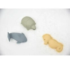 Lassig Badspeeltje - Haai 5 Lassig Badspeeltje - Haai -Babyproducten Winkel lassig badspeeltje haai 1